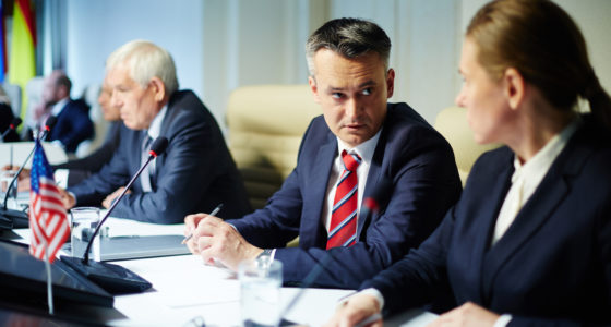 Florida Condominium and HOA Directors Can Usually Serve on Committees